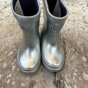 Hatley Silver Rain & Snow Boots Ankle Height Waterproof